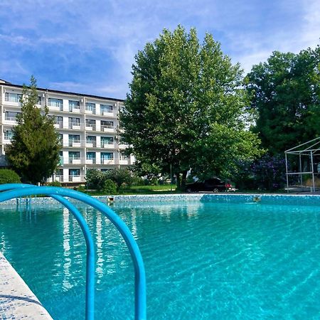 Tourist Hotel Shymkent Exterior photo